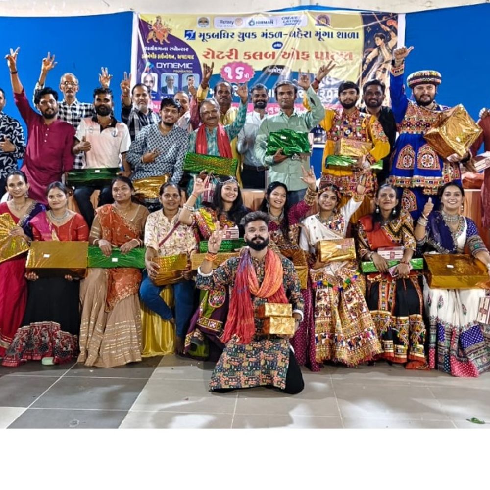 પાટણમાં 16મો મૂકબધિર ગરબા મહોત્સવ યોજાયો:ડાયનેમીક ફાઉન્ડેશનના સહયોગથી 200થી વધુ દિવ્યાંગ ખેલૈયાઓએ ગરબાની રમઝટ બોલાવી