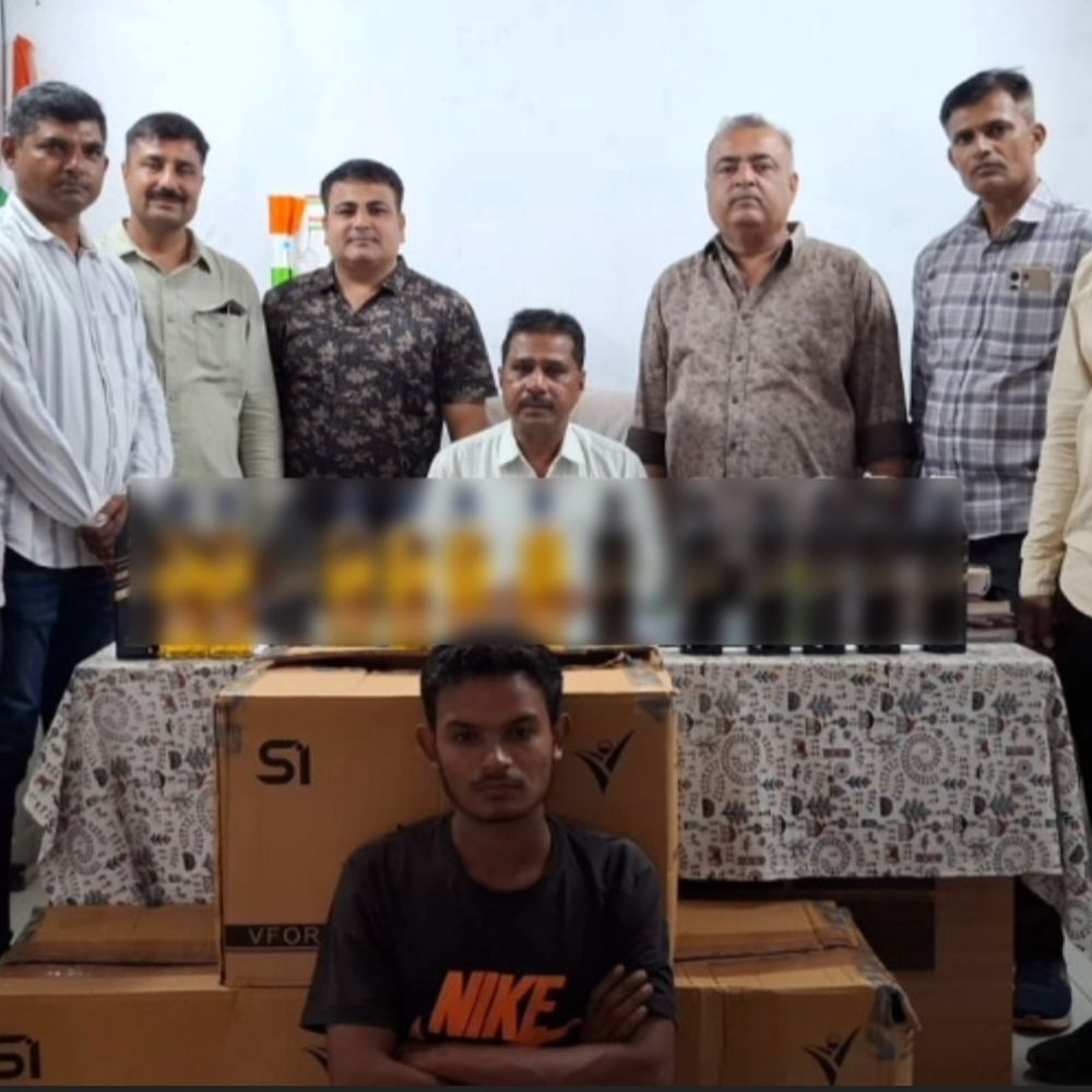 રાજસ્થાનથી મંગાવેલ લાખોના વિદેશી દારૂ સાથે ઝડપાયો બુટલેગર.:દિવાળીના તહેવાર ટાણે ગણેશનગર વિસ્તારમાંથી પોલીસે રૂ. 4.14 લાખના વિદેશી દારૂ સાથે એક શખ્સની ધરપકડ કરી,રાજસ્થાનથી ટ્રાન્સપોર્ટ મારફતે મંગાવ્યો હતો દારુ,
