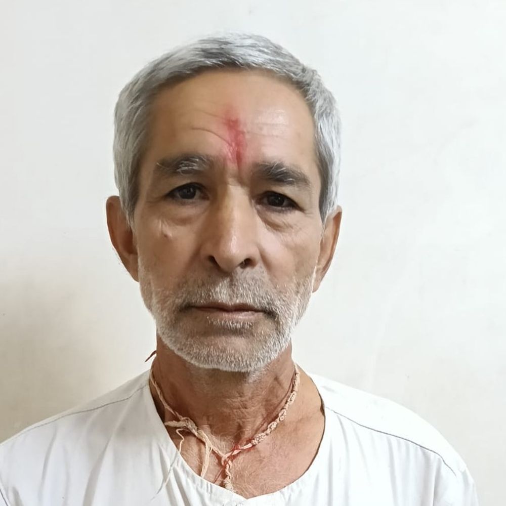 બાંટવામાંથી ઝડપાયો ગેરકાયદેસર ફટાકડાનો જથ્થો:મંજૂરી વગર જોખમી રીતે સંગ્રહ કરાયેલા 12.25 લાખના ફટાકડા સાથે એક શખ્સ ઝડપાયો