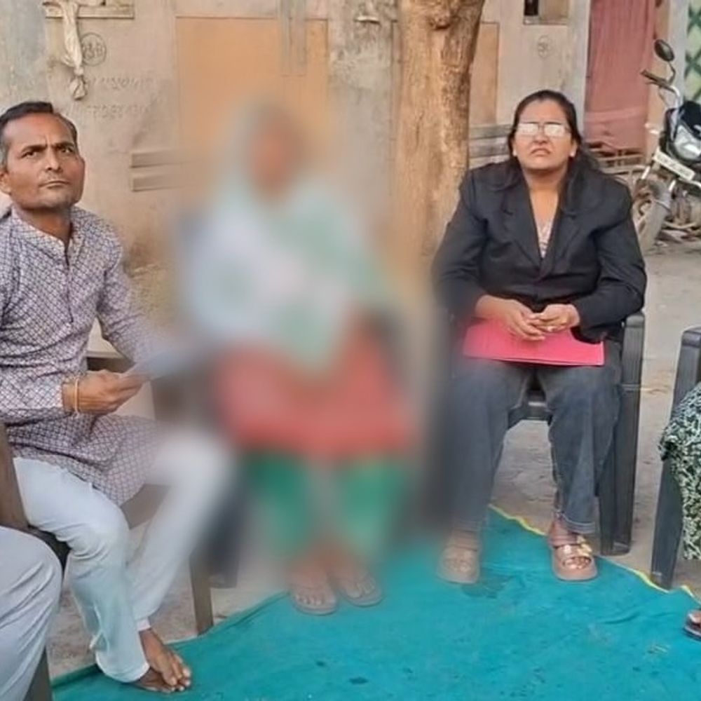 181 અભયમની મદદથી વૃદ્ધાને વૃદ્ધાશ્રમમાં આશ્રય મળ્યો:મહિલા પોલીસ સ્ટેશન અને સખી વન સ્ટોપ સેન્ટરના સંકલનથી બોટાદના શ્રી કૃષ્ણ ધામમાં રહેવાની વ્યવસ્થા કરાઈ