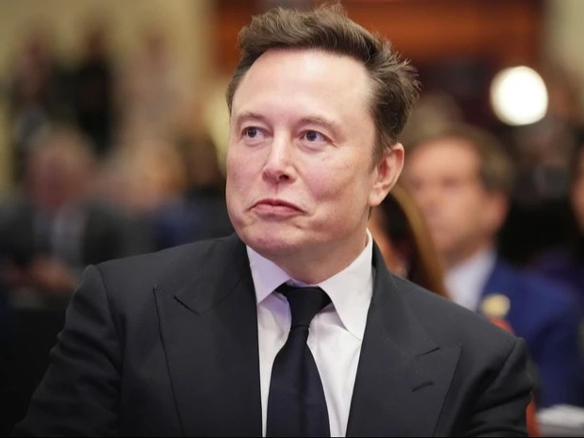 Elon Musk becomes first person with $500 billion net wealth: Tesla's share rise 3.31%; net worth increases 34 times in 10 years | Bhaskar English