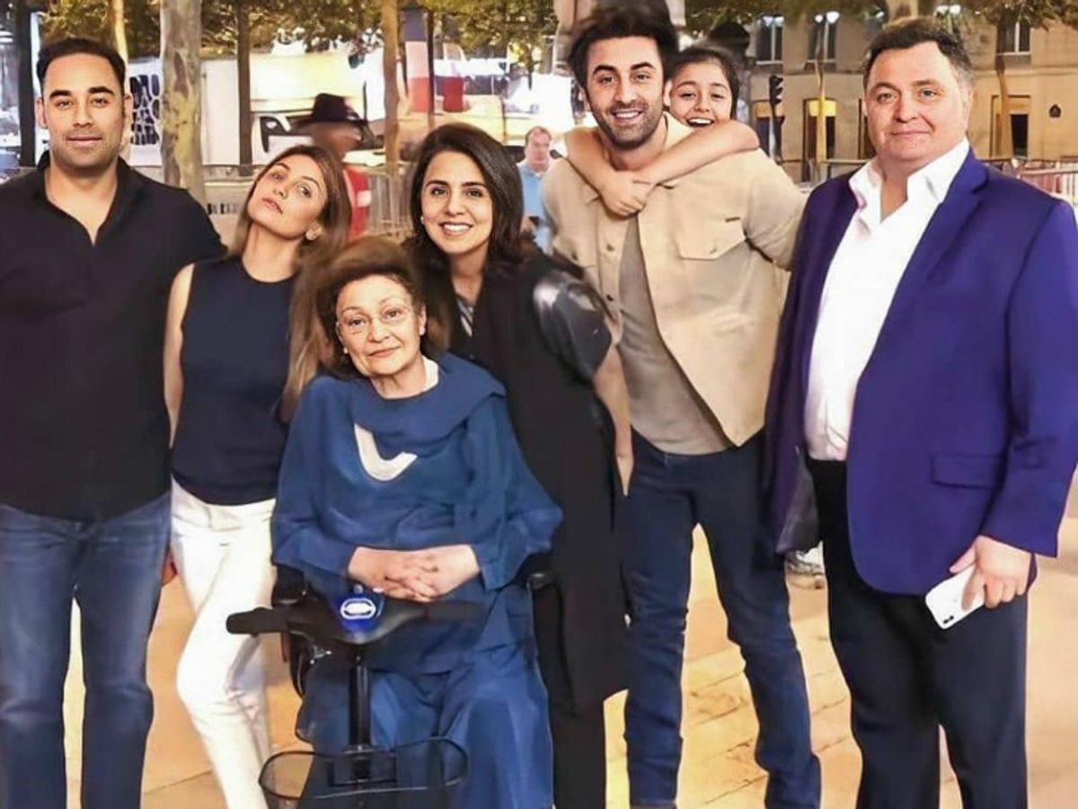 Rishi Kapoor Family In Hindi