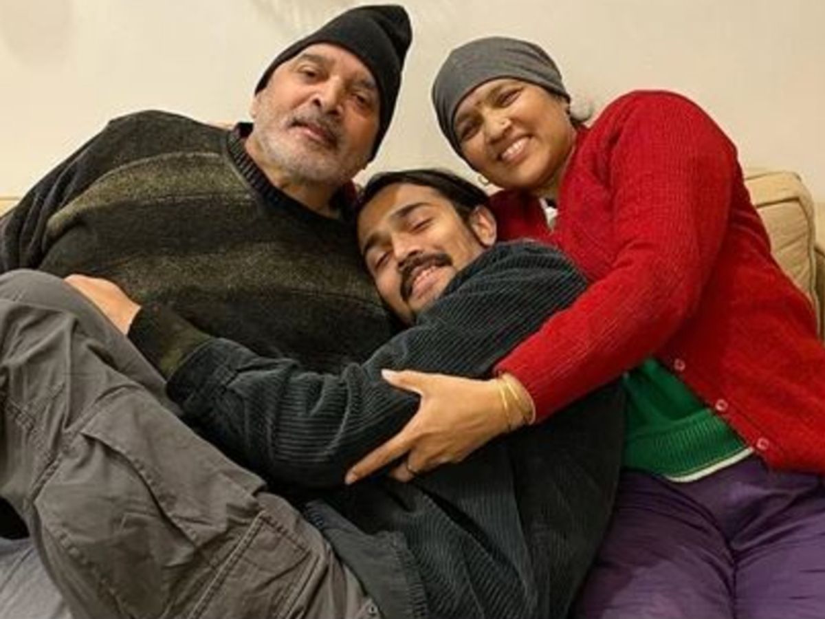 Popular YouTuber Bhuvan Bam loses parents to Covid-19, he said-Will have to  learn to live again, Don't want to | अवसान: पॉपुलर यूट्यूबर भुवन बाम के  माता-पिता का कोरोना से निधन, बोले-अब फिर से जीना सीखना पड़ेगा, पर मन नहीं  कर रहा | Dainik Bhaskar