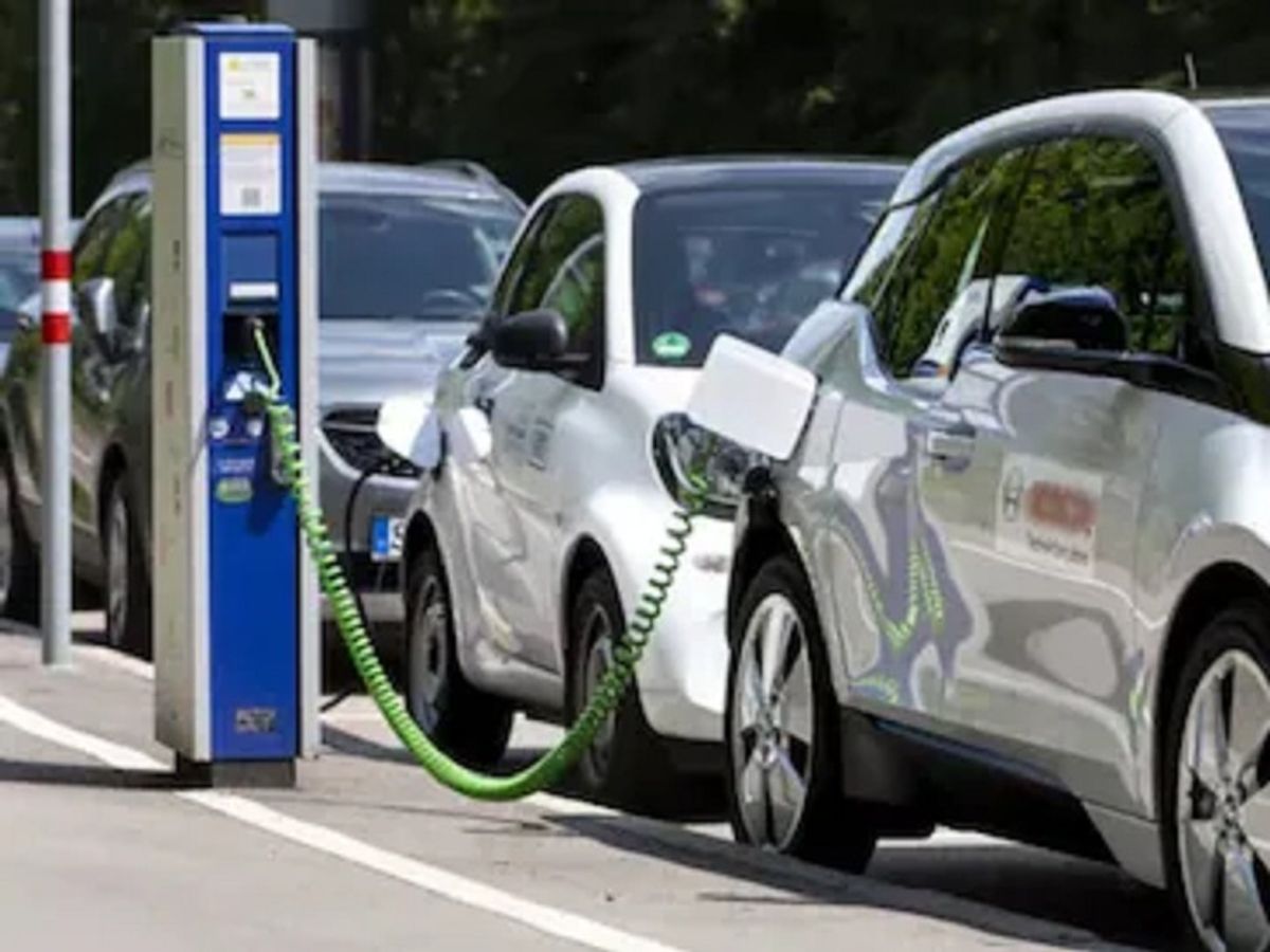 Electric vehicle policy approved in Chhattisgarh: Electric vehicles target  15% of new registrations by 2027, producers-sellers-buyers will get discount