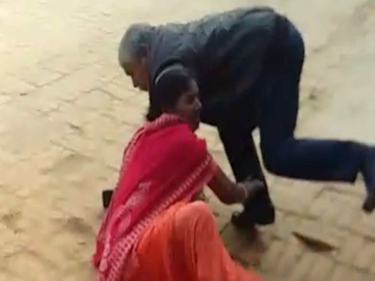 पीड़ित शिक्षक ने BEO से की लिखित शिकायत, दोषी शिक्षिका पति पर कार्रवाई की  मांग | The victim teacher made a written complaint to the BEO, demanding  action against the guilty teacher's