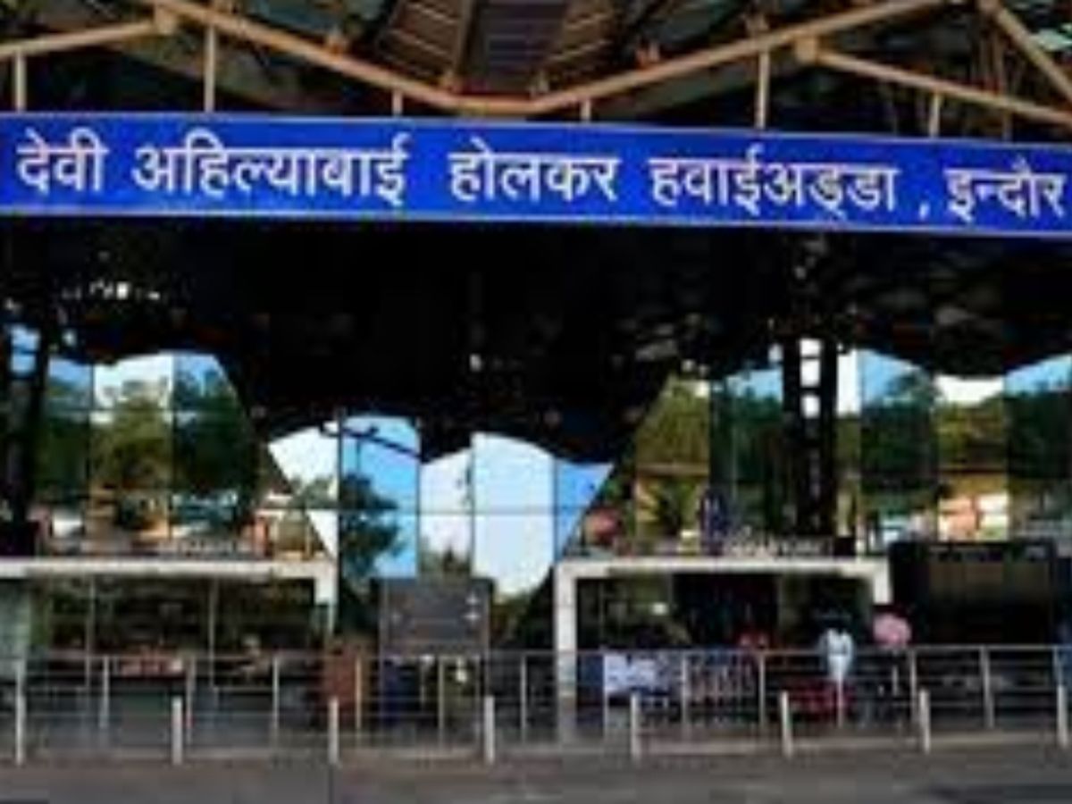 10 thousand passengers are traveling daily from Indore airport