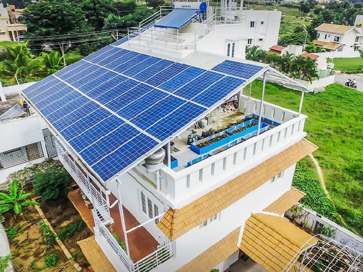 rooftop-installations-under-pm-surya-ghar-muft-bijli-yojana-cross-10 LAKH |  PM सूर्य घर योजना में 10 लाख सोलर प्लांट लगे: 1 करोड़ है टारगेट, स्कीम से  घरों को 300 यूनिट फ्री बिजली ...