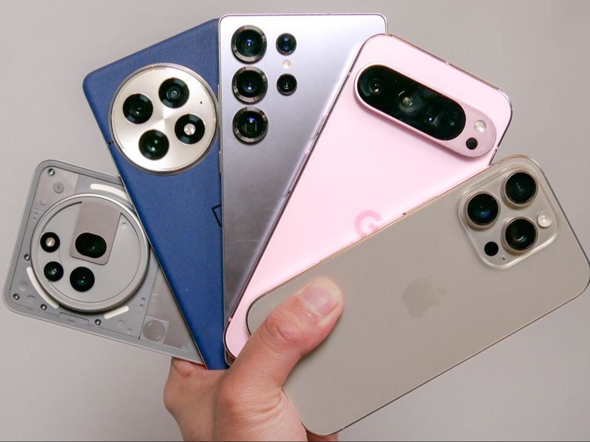 Flagship Phones