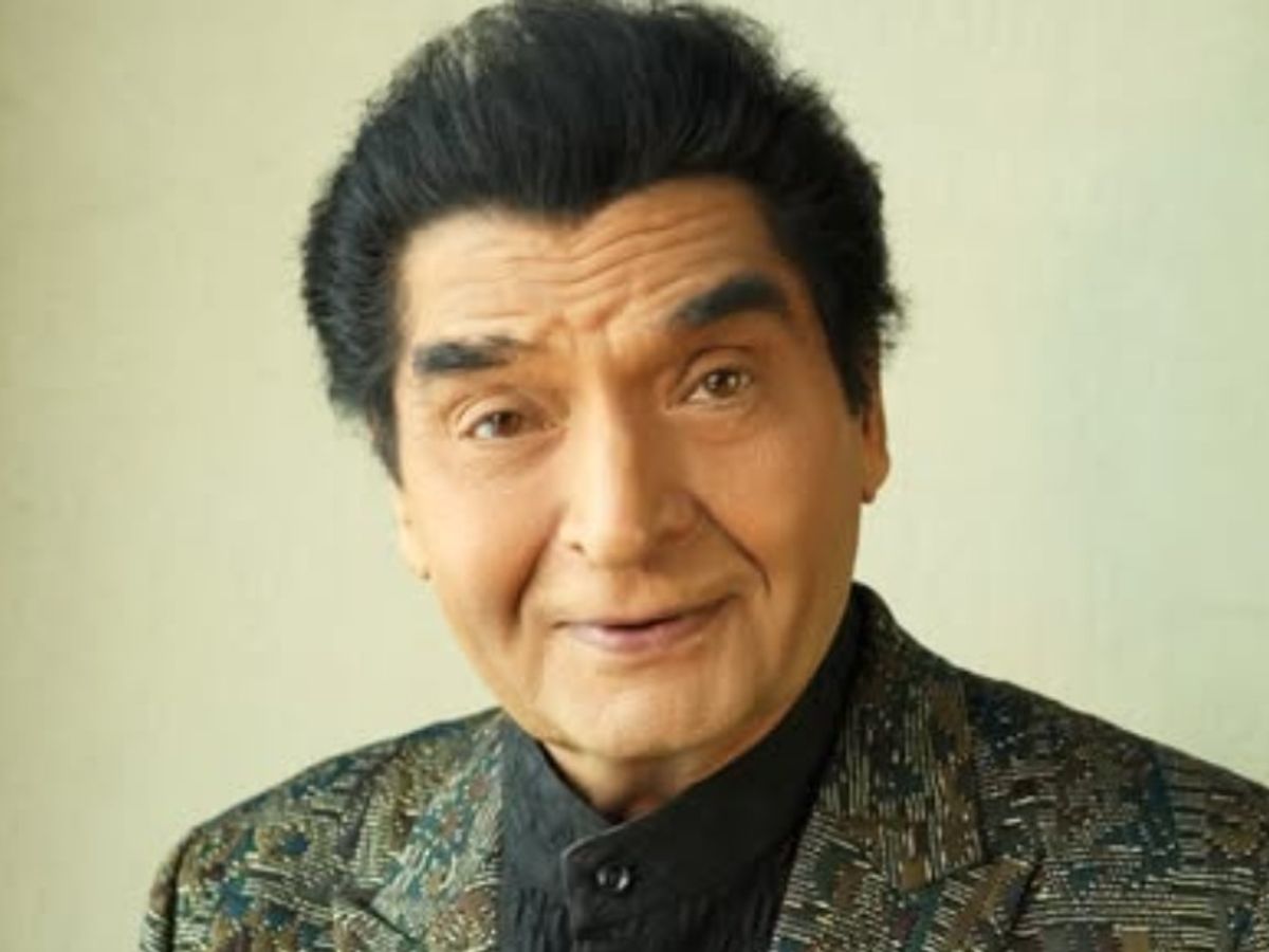 Sholay's jailer Asrani passes away at 84 after wishing everyone happy  diwali | शोले के जेलर असरानी का निधन: 84 साल की उम्र में ली आखिरी सांस, 4  दिन पहले अस्पताल में