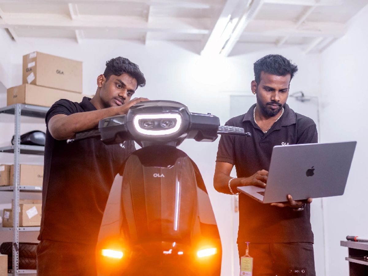 Ola Electric Hyperservice Launched: Buy Genuine Spare Parts via App &  Website | 2025 Update | ओला ने नई हाइपर सर्विस शुरू की: कंपनी के ओरिजनल  पार्ट्स सीधे एप और वेबसाइट से