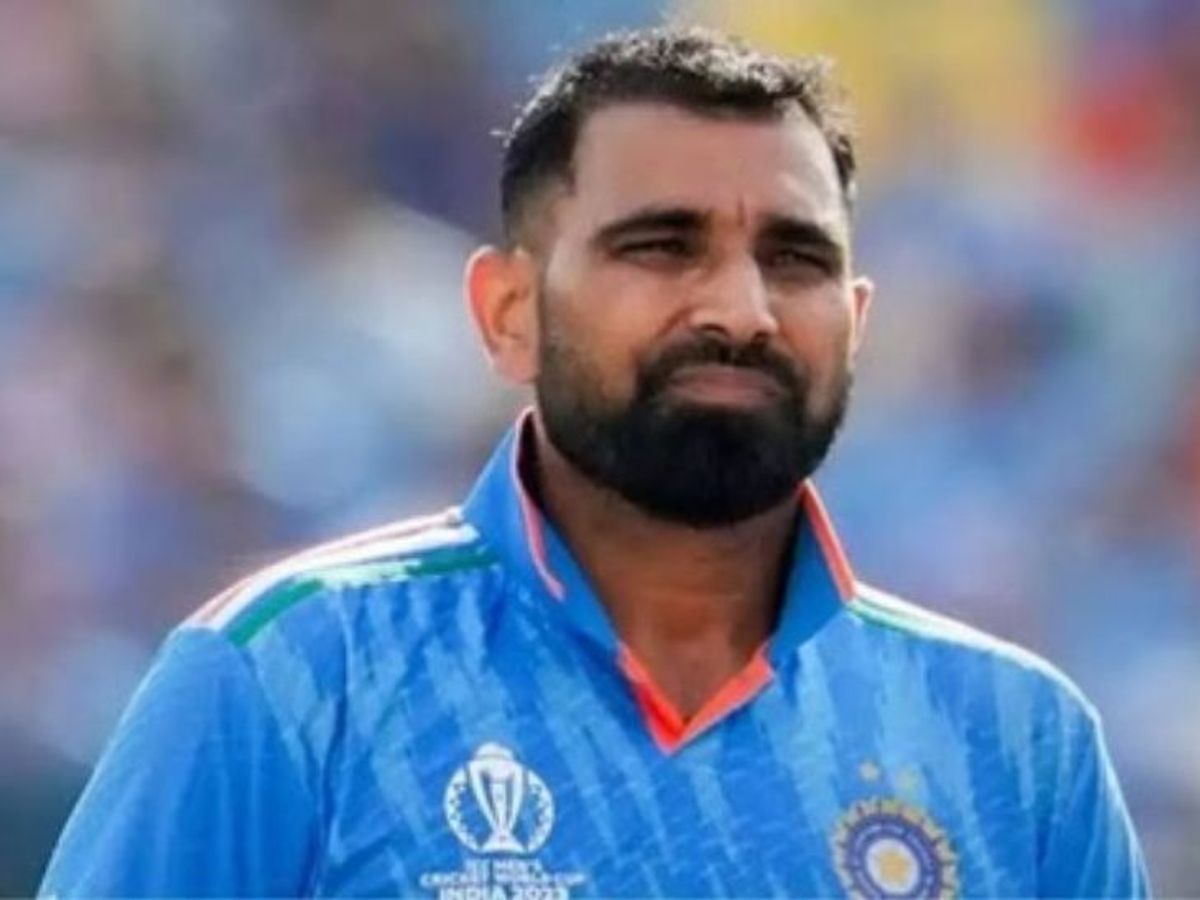 Karnataka BJP vs Congress MLA Fight VIDEO | Bidar Zilla Panchayat | मोहम्मद  शमी को चुनाव आयोग का नोटिस: SIR फॉर्म में गड़बड़ियां मिलीं; यूपी में जन्मे  क्रिकेटर और उनके भाई ...