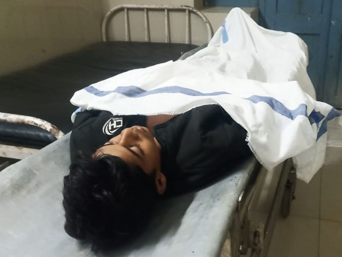 पतंग उड़ाते समय चट्टान से गिरा बालक, मौत