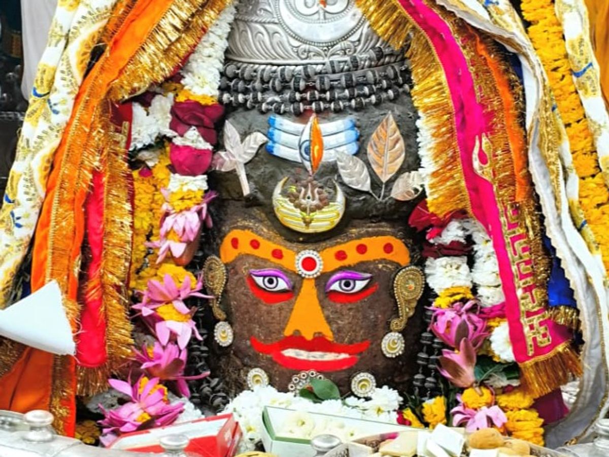 Mahakal Ujjain King Form Shringar | Rajat Chandra Tripund Bhasma Aarti
