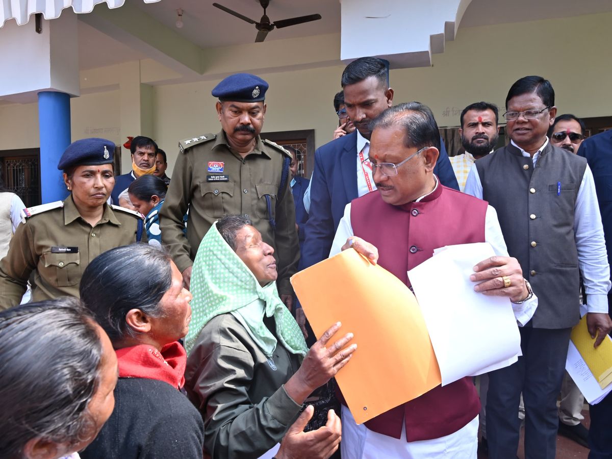 CM Vishnu Deo Sai Hears Public Grievances at Jashpurs Bugia Jan Adarsh