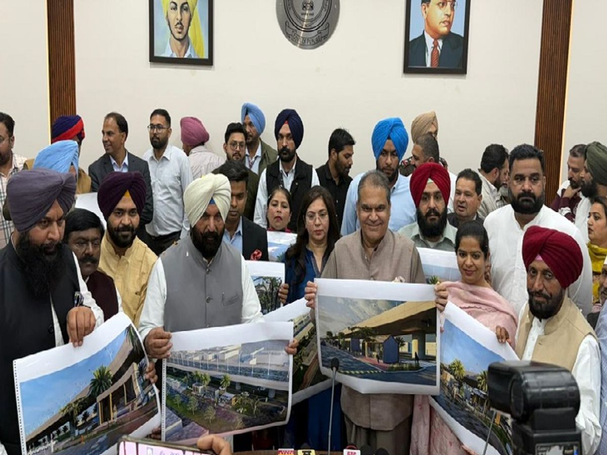 Punjab-Ludhiana-Minister-Sanjeev-Arora- Inaugurates-Highway-Urban-Parking- Project-News
