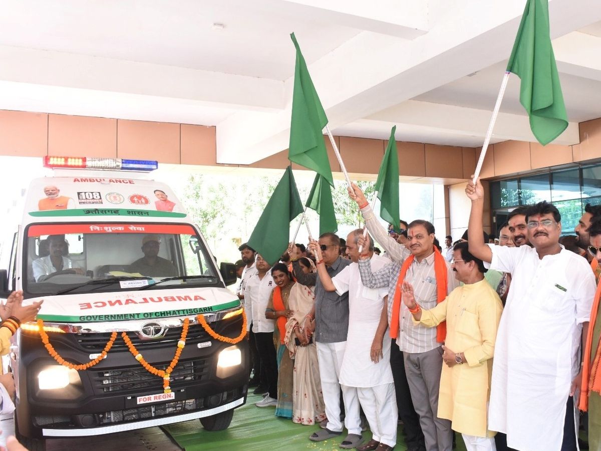 Rajnandgaon Gets 13 Sanjivani Express Ambulances | Dr. Raman Singh Launch