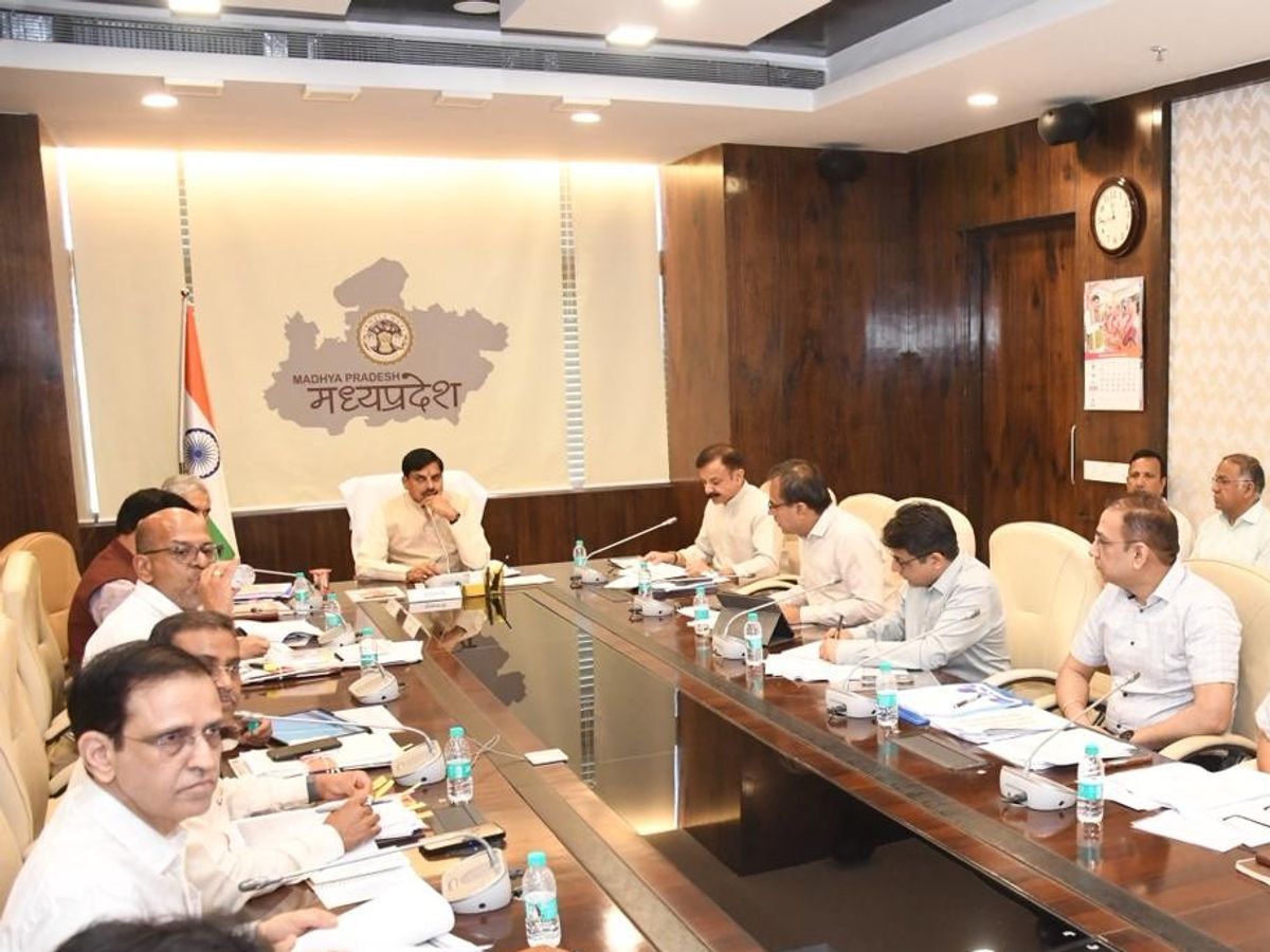MP CM Approves Shiksha Ghar Scheme for Dropouts | Education for All