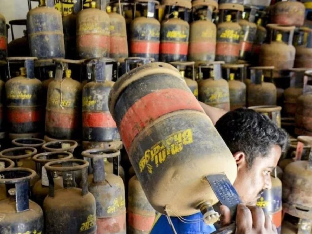 Delhi LPG Cylinder Price Hike | Commercial & 5kg FTL Cylinders Cost More