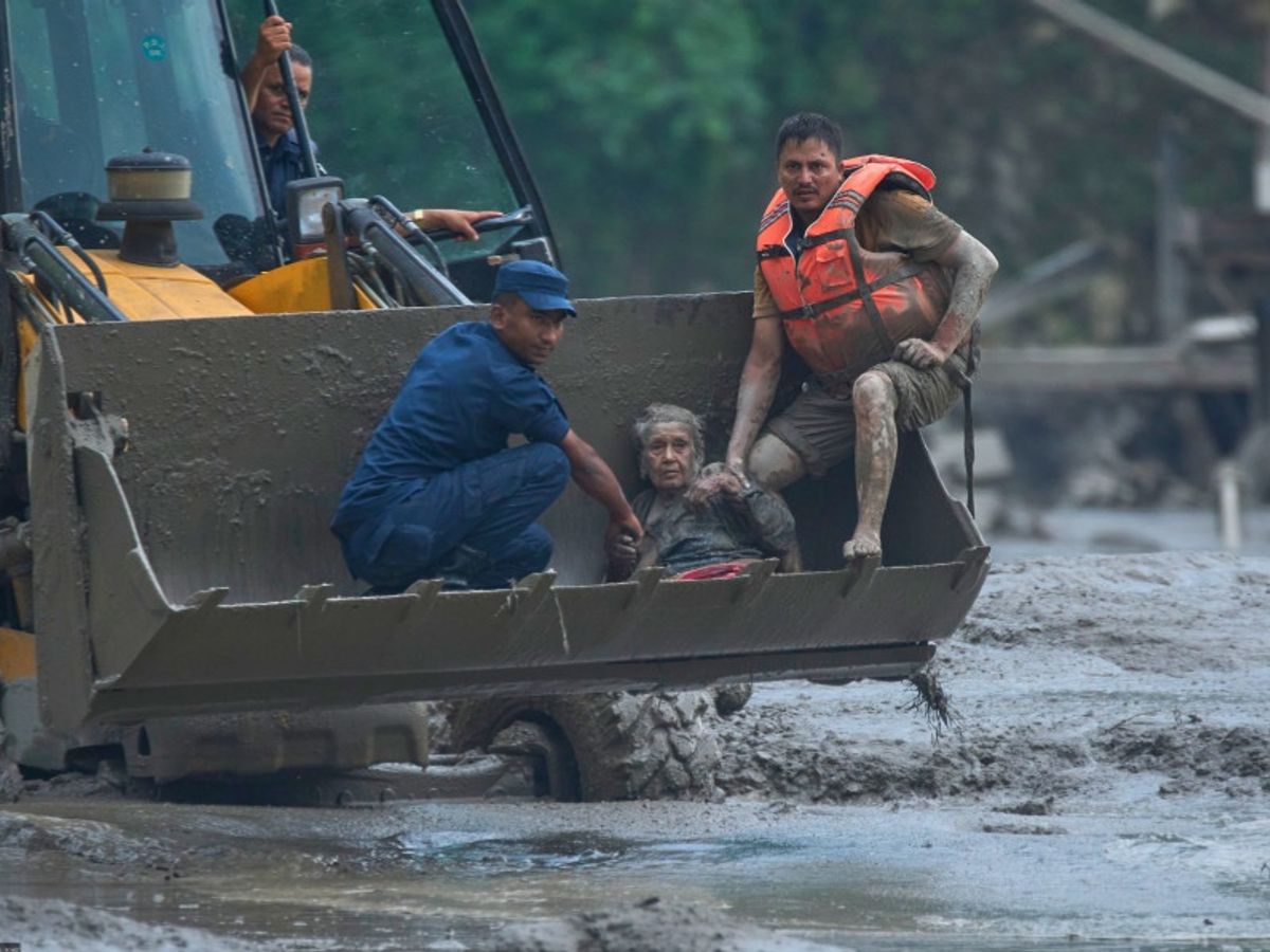 Nepal Flood LIVE Update; Rasuwa Bhotekoshi Trishuli River Rescue Operation  Photos | Nuwakot Devighat