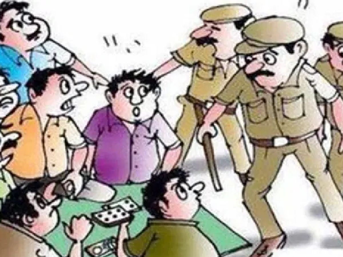 पिंपळगाव फाट्यावर मटका व जुगार अड्ड्यांवर पोलिसांचा धडक छापा; १.२९ लाखांचा मुद्देमाल जप्त
