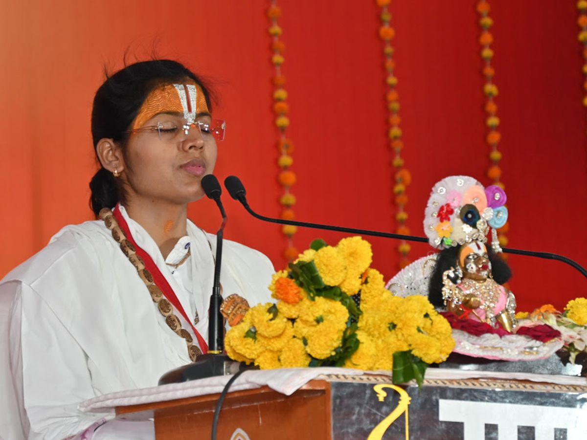 संत जनाबाई यांचे उदात्त चरित्र म्हणजे भक्तांसाठी आदर्शसाध्वी सृष्टीलता : सेवा समितीतर्फे रामकथेचे आयोजन