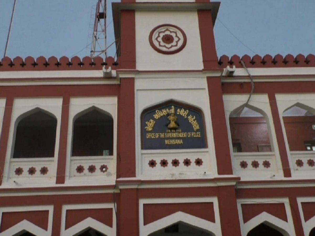 Contacts of officers of 21 police stations were announced by the Mehsana  Police Department as per the division | હવે ગુનેગારોની ખૈર નથી: મહેસાણા  પોલીસ વિભાગ દ્વારા ડિવિઝન મુજબ 21 પોલીસ ...