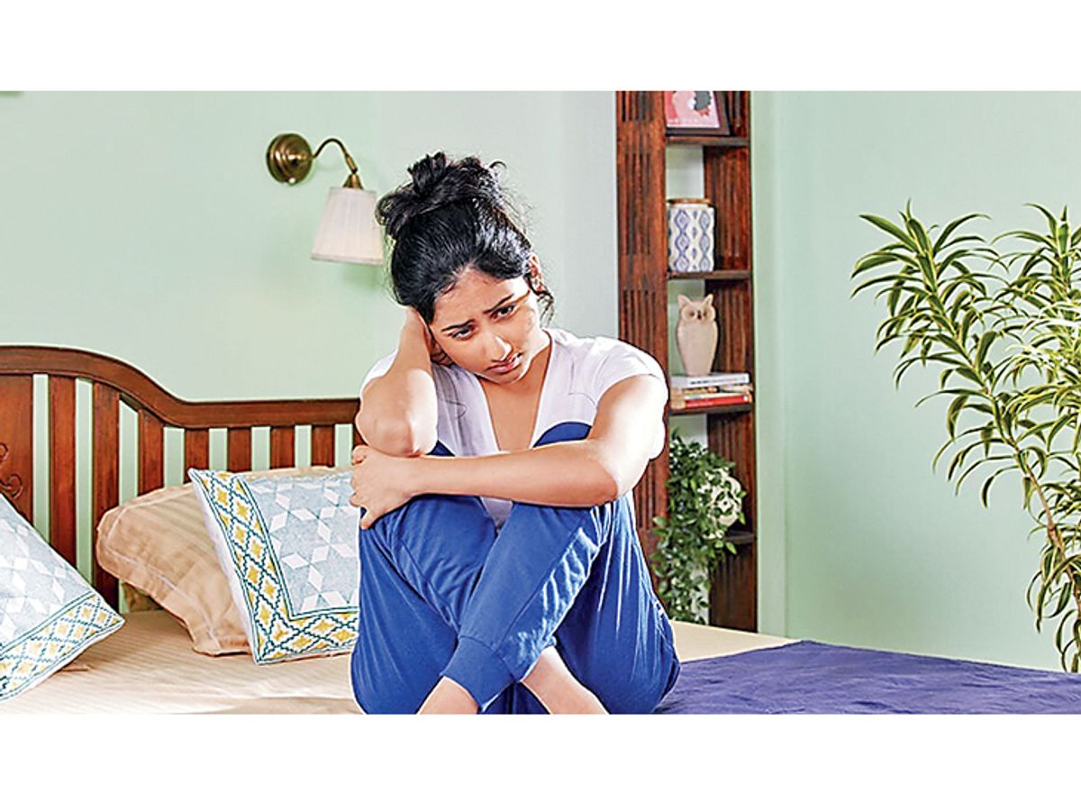 What to do if mood swings occur during periods? | વાત તનમનની: પિરિયડ્સ દરમિયાન મૂડ સ્વિંગ્સ આવે તો શું કવું જોઇએ? | Divya Bhaskar