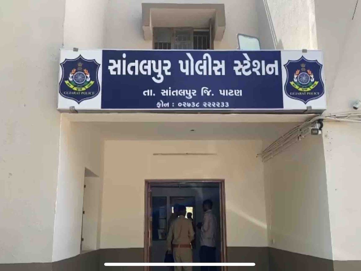 Major theft at Charanka Solar Park | ચારણકા સોલાર પાર્કમાં મોટી ચોરી: 40  મેગાવોટ પ્લાન્ટમાંથી 2.20 લાખનો કોપર કેબલ ચોરાયો, પોલીસ ફરિયાદ - Patan News  | Divya Bhaskar