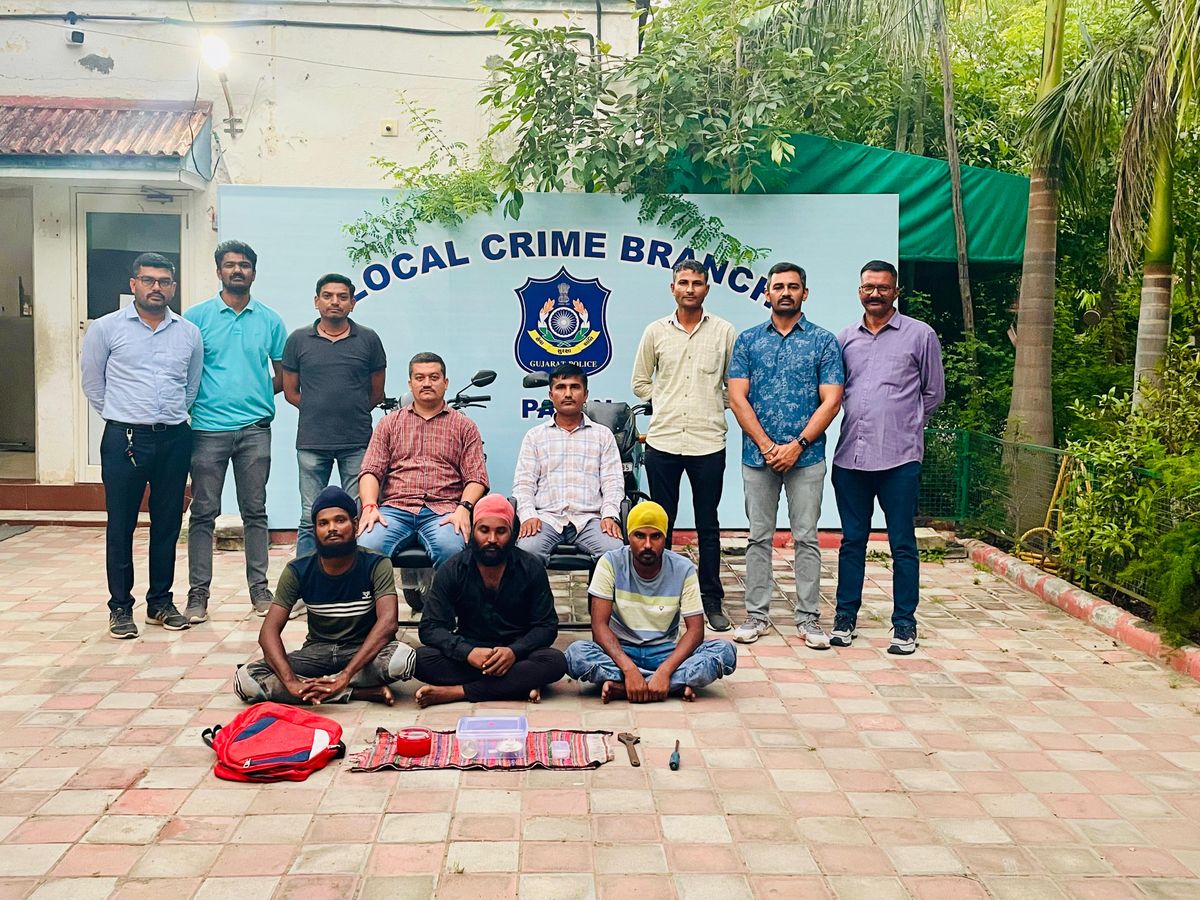 Patan LCB arrests 3 members of Chikhligar gang involved in housebreaking and  vehicle theft | કાર્યવાહી: પાટણ એલસીબીએ ઘરફોડ અને વાહન ચોરી કરતી ચિખલીગર  ગેંગનાં 3 શખ્સોને પકડ્યા - Patan ...