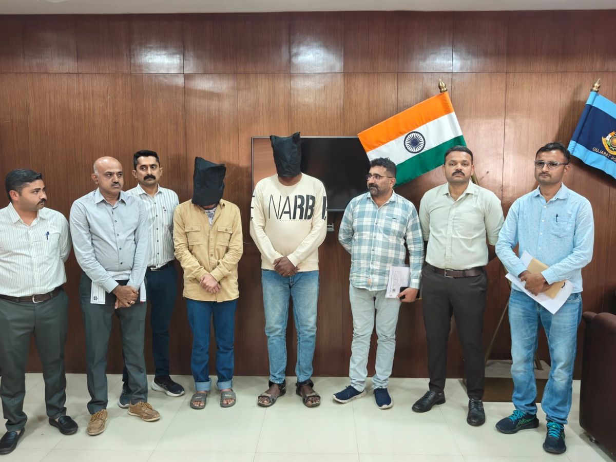 Syrian National Arrested India Without Visa Devbhumi Dwarka SOG | વિઝા વગર  ભારતમાં રહેતો સીરિયન નાગરિક ઝડપાયો: દેવભૂમિ દ્વારકા SOGએ ખંભાળિયામાંથી ઝડપી  પાડ્યો, વધુ તપાસ ...