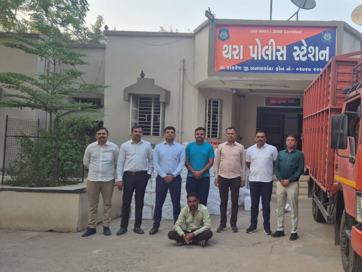 Banaskantha LCB Seizes Banned Chinese Manja Truck Thara Shihori Highway | બનાસકાંઠા  LCBએ પ્રતિબંધિત ચાઈનીઝ દોરીનો જથ્થો ઝડપ્યો: થરા-શિહોરી હાઈવે પરથી આઈસર  ટ્રકમાંથી રૂ. 8.95 ...