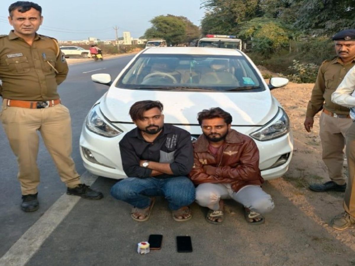 Modasa Rural Police Seize MD Drugs; Two Arrested Himmatnagar Modasa VIDEOS  | મોડાસા રૂરલ પોલીસે 2.64 ગ્રામ MD ડ્રગ્સ ઝડપ્યું: ટીંટોઈ અને હિંમતનગરના બે  આરોપીઓની ધરપકડ કરાઈ ...