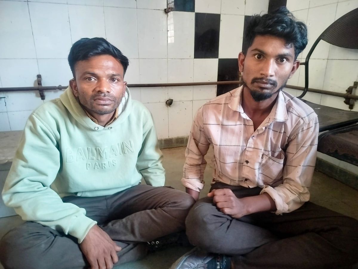 Two men from Kheda arrested with 6 kg of ganja hidden in an Eco on the Byad  Highway