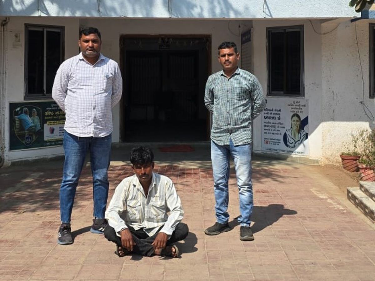 Wanted Accused Salim Sindhi Nabbed in Theft Case | Unava Crime | Sidhpur
