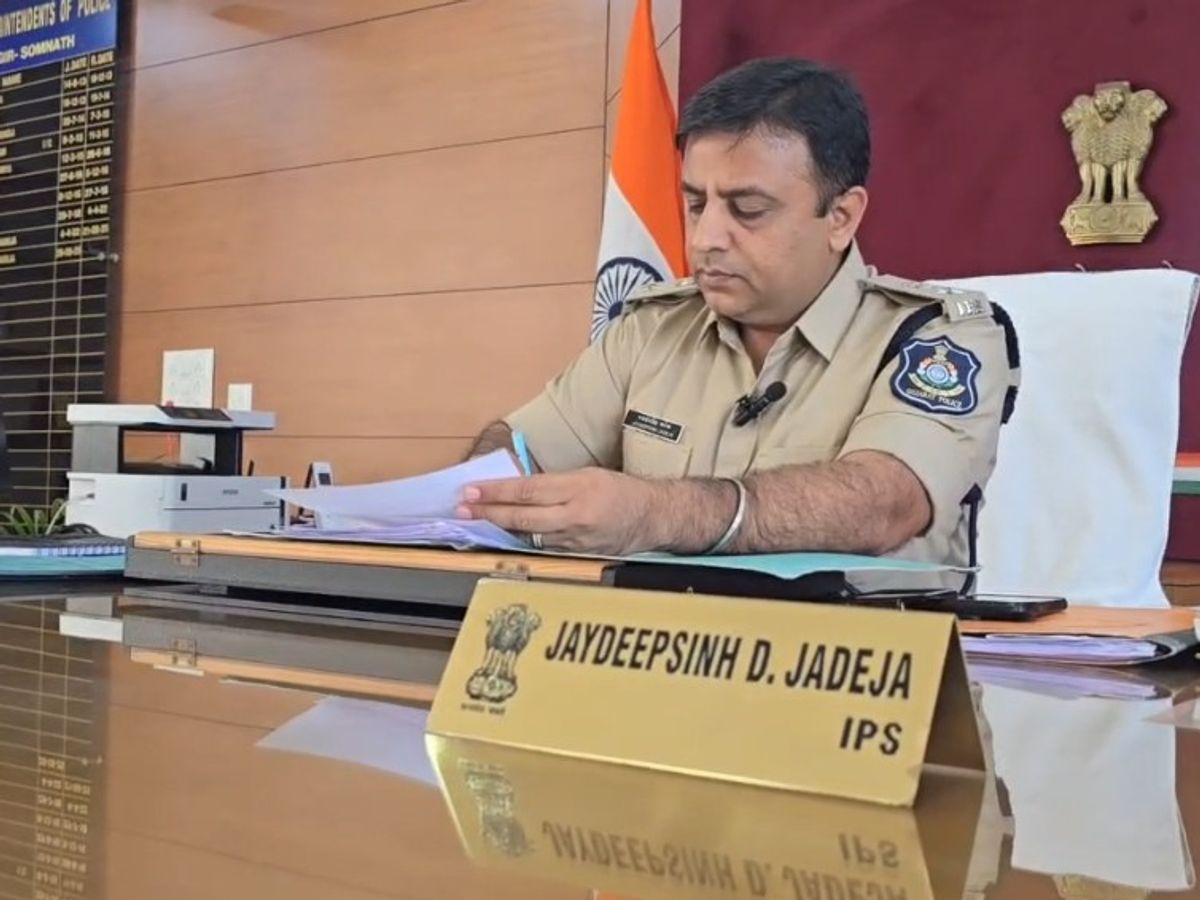 Gir Somnath SP Jaydipsinh Jadeja Appoints 9 New PI, Transfers 3