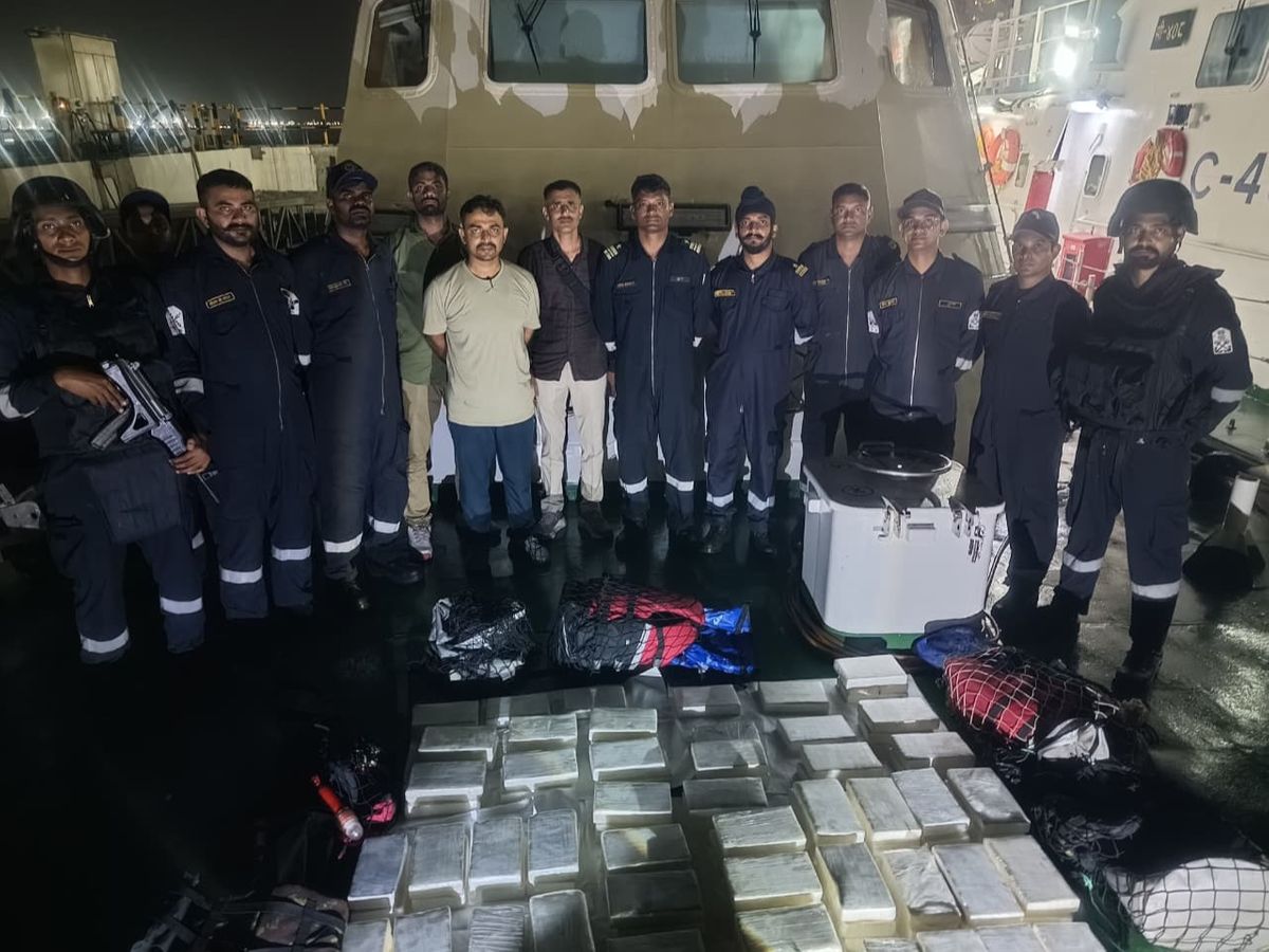 Gujarat ATS Operation: 200 Crore Drugs Seized Off Kutch Coast