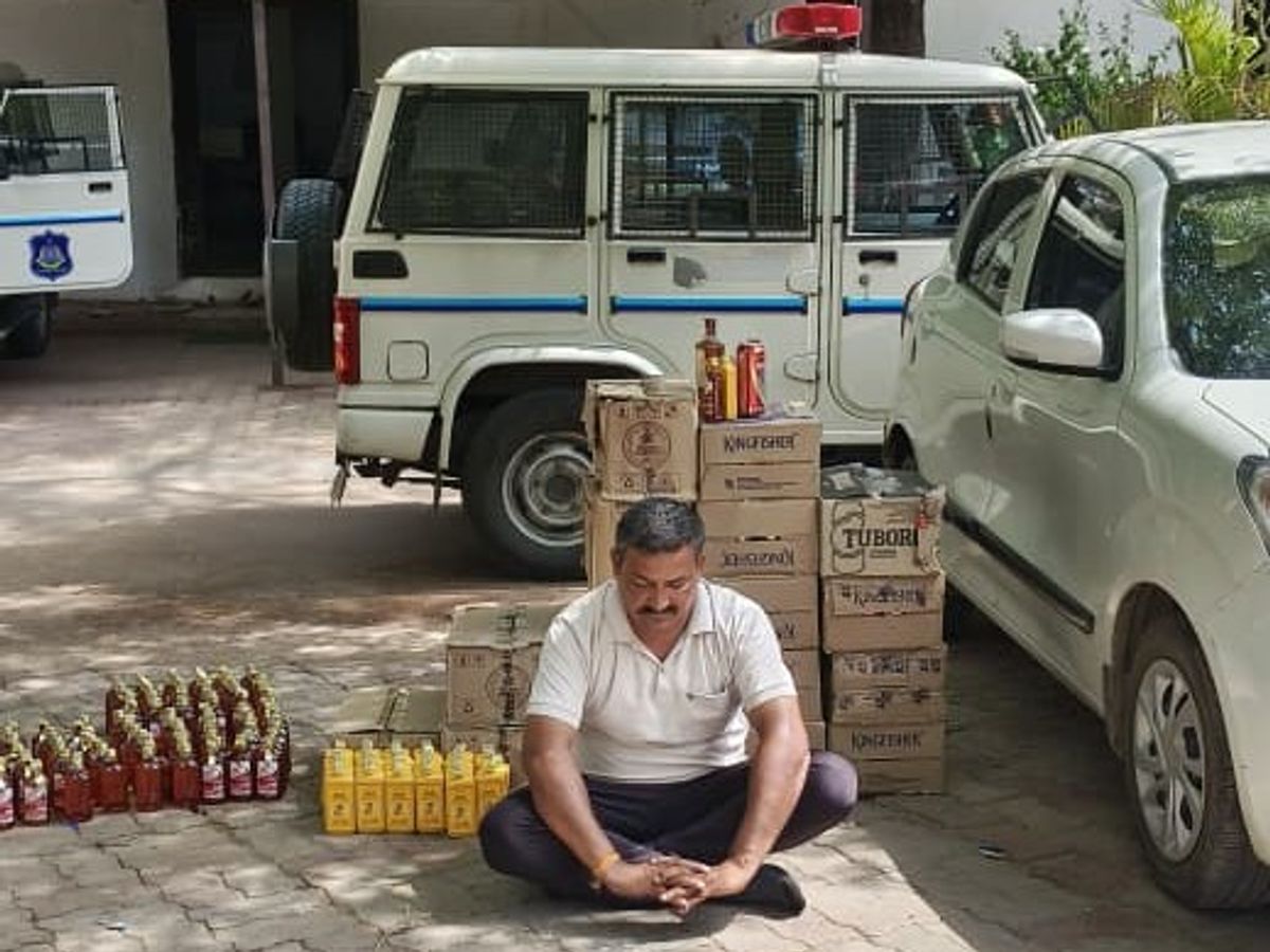 LCB Nabs Gambhoi Man with ₹4.43 Lakh Liquor in Himmatnagar