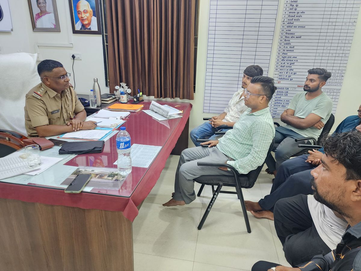 Patan Police Meeting DJ Owners; Noise Pollution Ban Strict Action