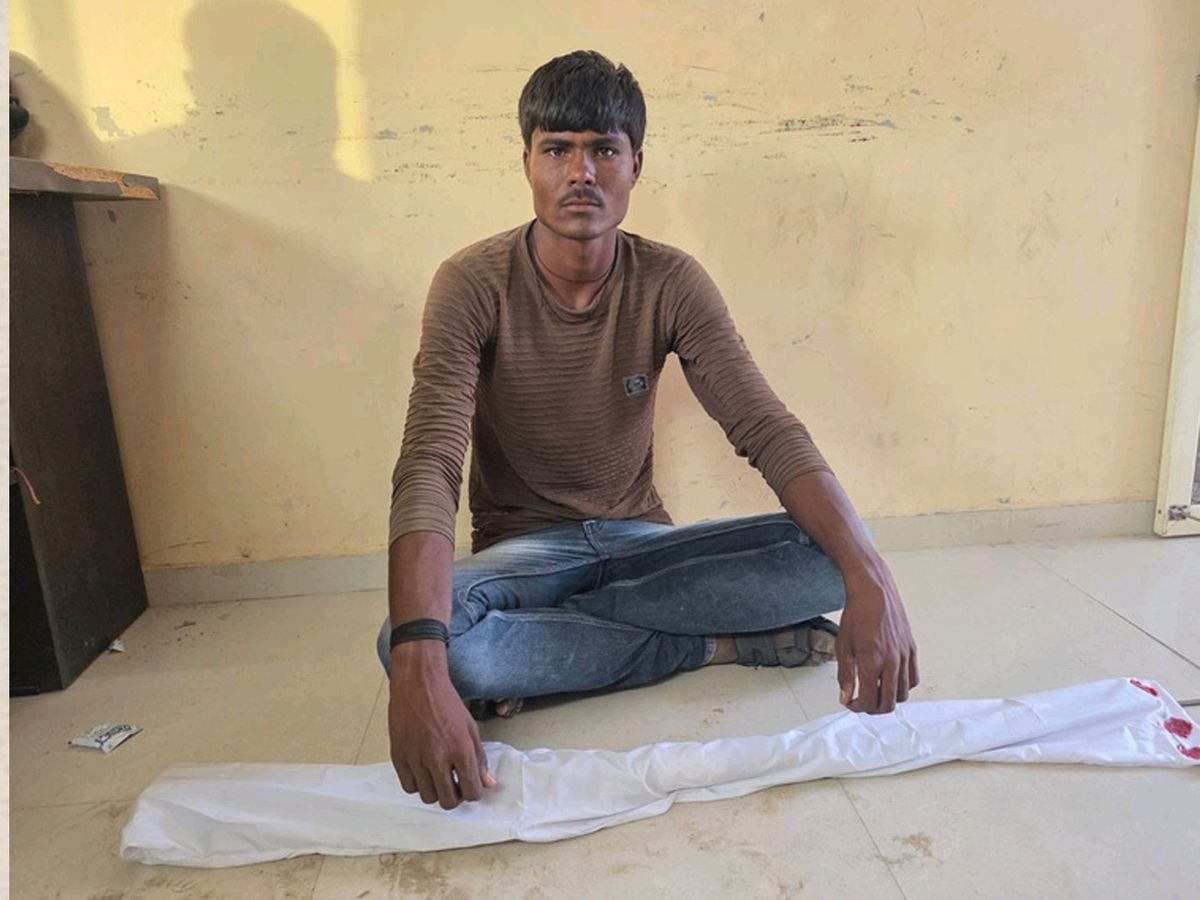 Palan SOG Seizes Weapon Near Samis Shekhsala; One Held