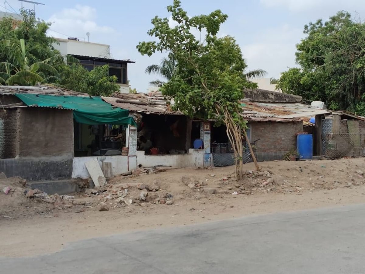 Patan Encroachments Removed Near Brahmakumari Road | Hansapur Dairy