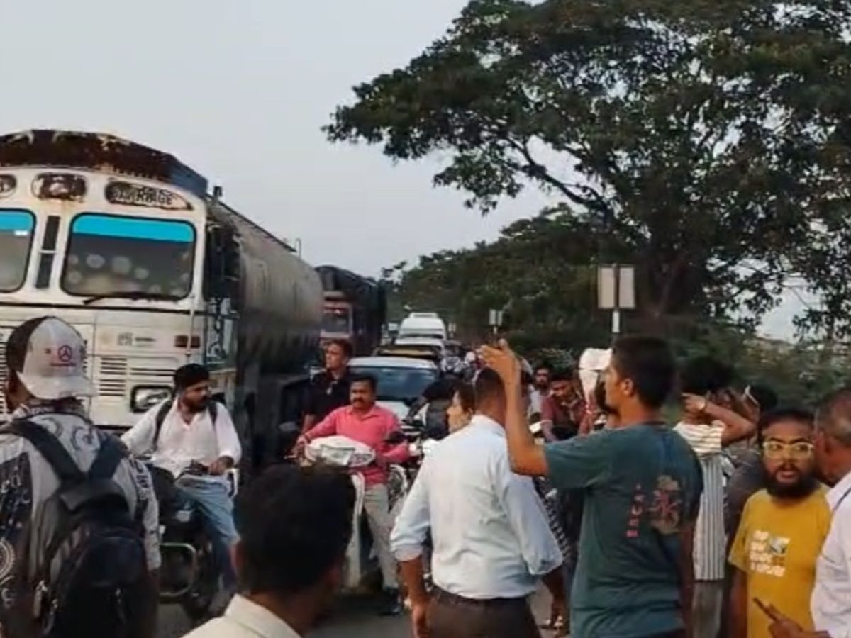Vadodara Accident; Youth Critical & Two Children Injured on NH-48