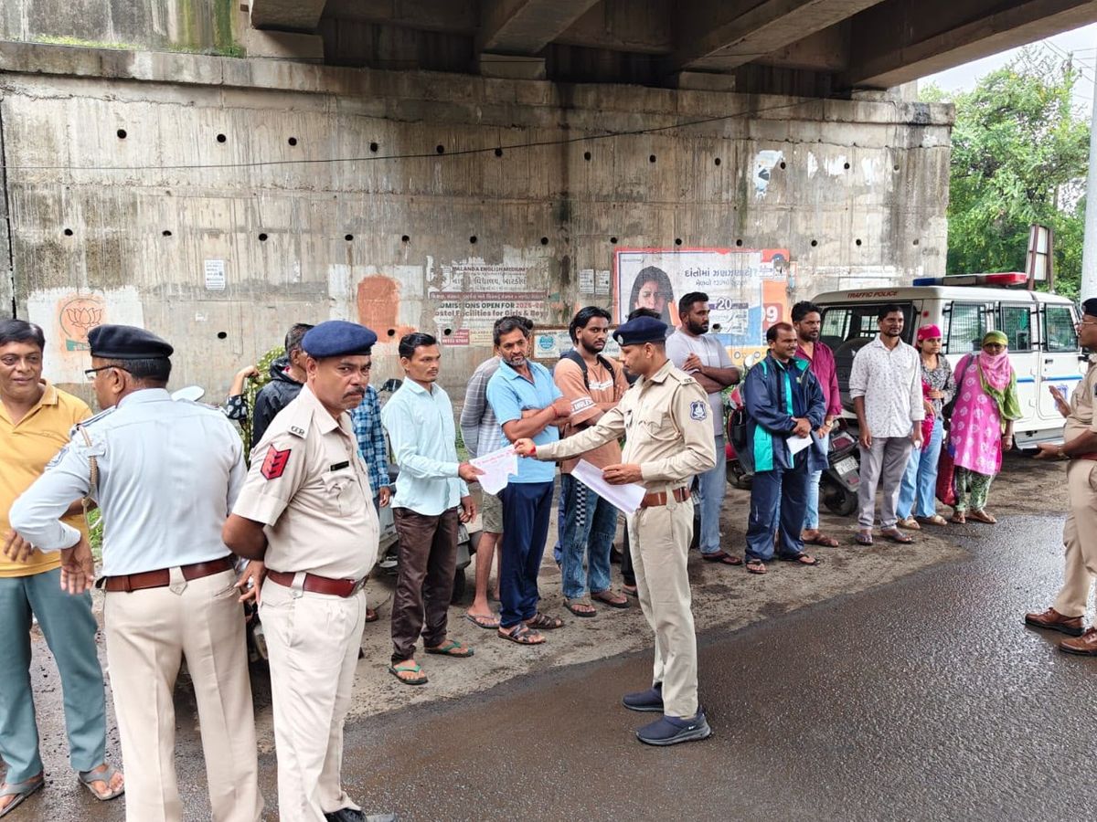 Gujarat Police Mega Drive: 4187 Vehicles Seized for Fake Number Plates