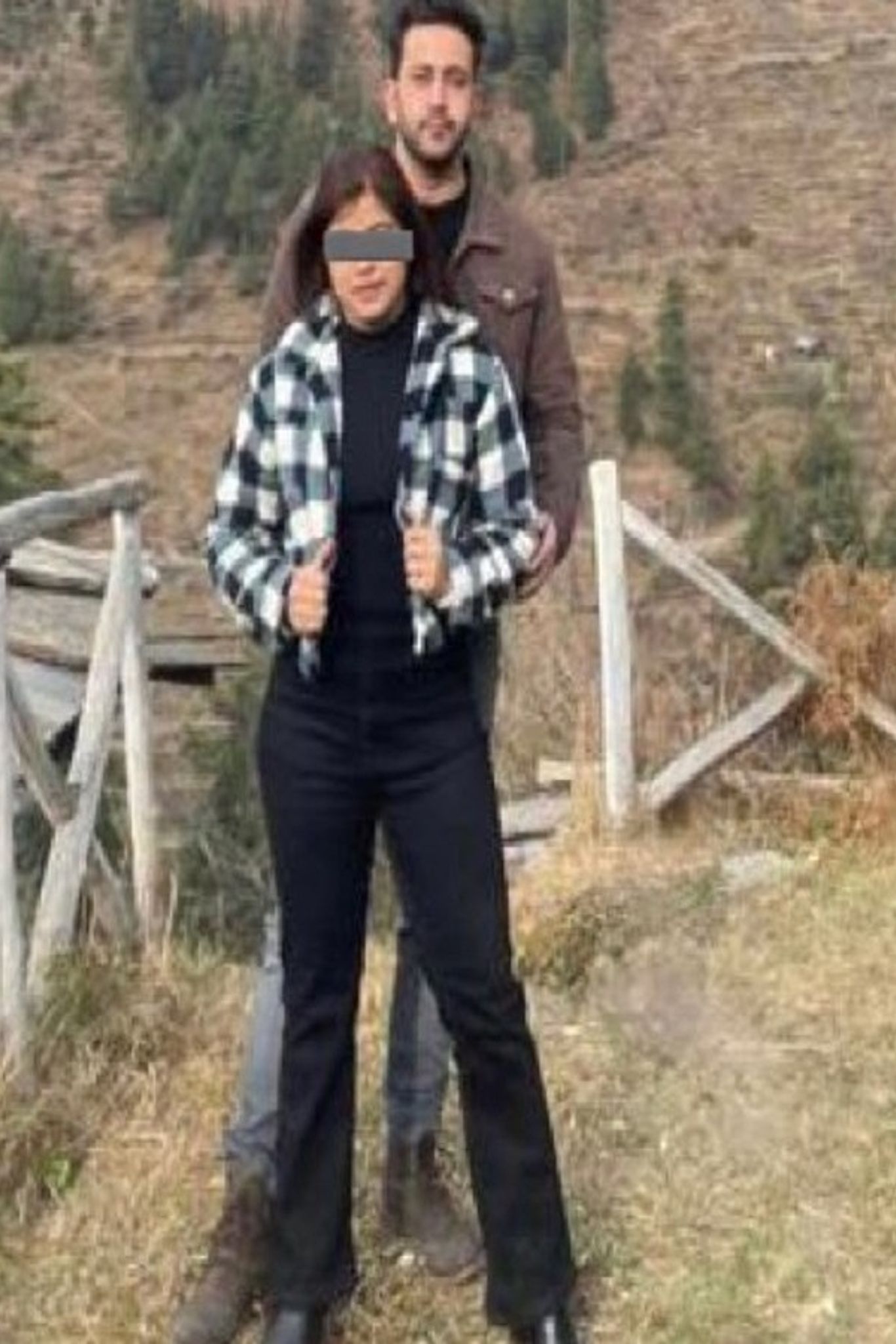 युवक ने खुद को भी चाकू मारा, सोशल मीडिया पोस्ट देखकर रिश्तेदारों ने बचाया |  Jammu Kashmir Doctor Murder Case; Sumedha Sharma Killed by Boyfriend -  Dainik Bhaskar