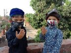 शहर में आपदा के बीच सादगी से मनी ईद, गले मिलने के बजाय मोबाइल पर दी मुबारकबाद, अस्पतालों में की सेवा|ग्वालियर,Gwalior - Dainik Bhaskar