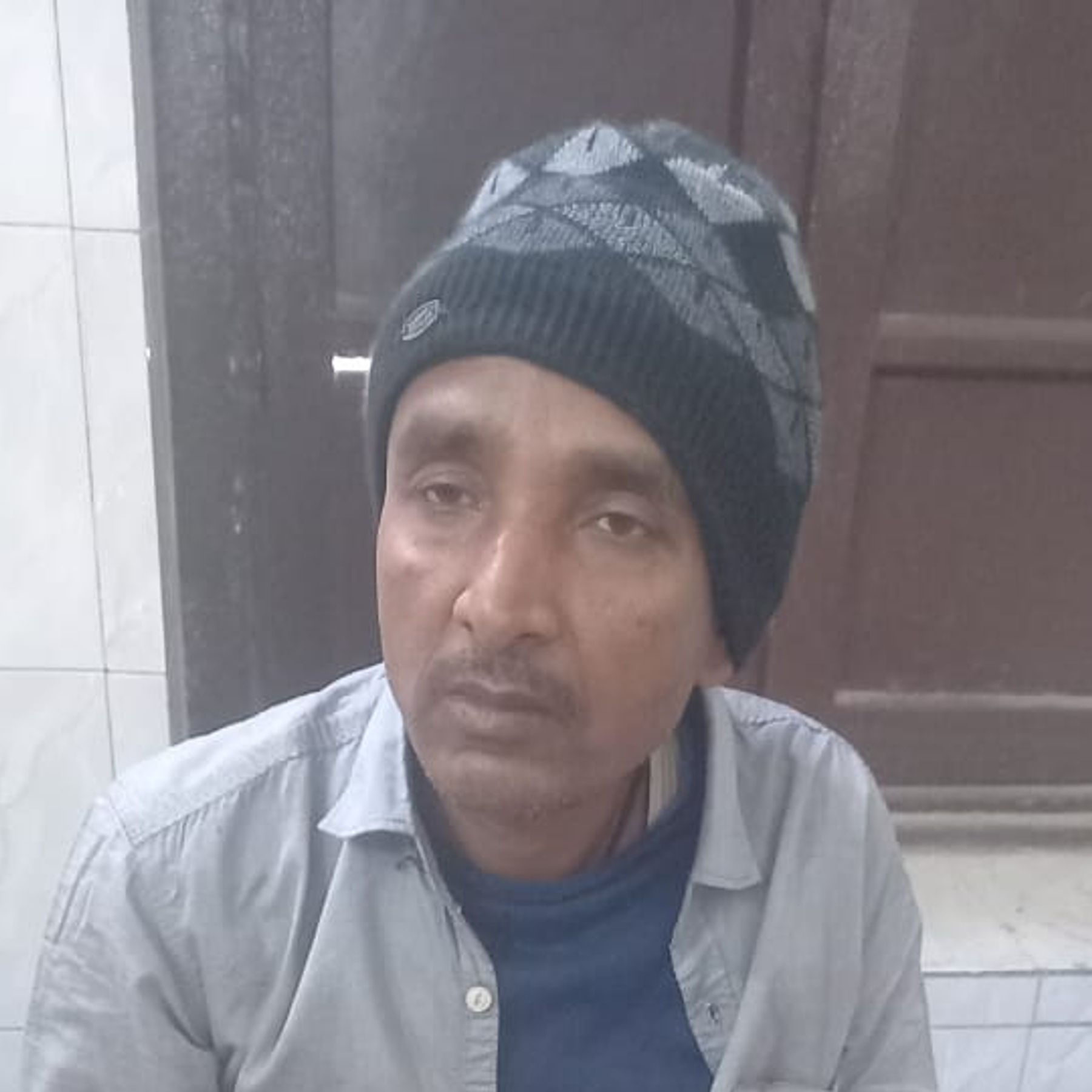 मौर्य एक्सप्रेस से आ रहा था बरौनी, नशाखुरानी गिरोह ने बेहोशी कर लूटा |  Barauni was coming from Maurya Express, drug gang looted unconscious -  Dainik Bhaskar