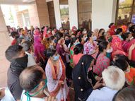 कोरोना से सुरक्षा कवच हासिल करने को एमडीएम अस्पताल में उमड़ी भारी भीड़, गड़बड़ा गई सारी व्यवस्था|जोधपुर,Jodhpur - Dainik Bhaskar
