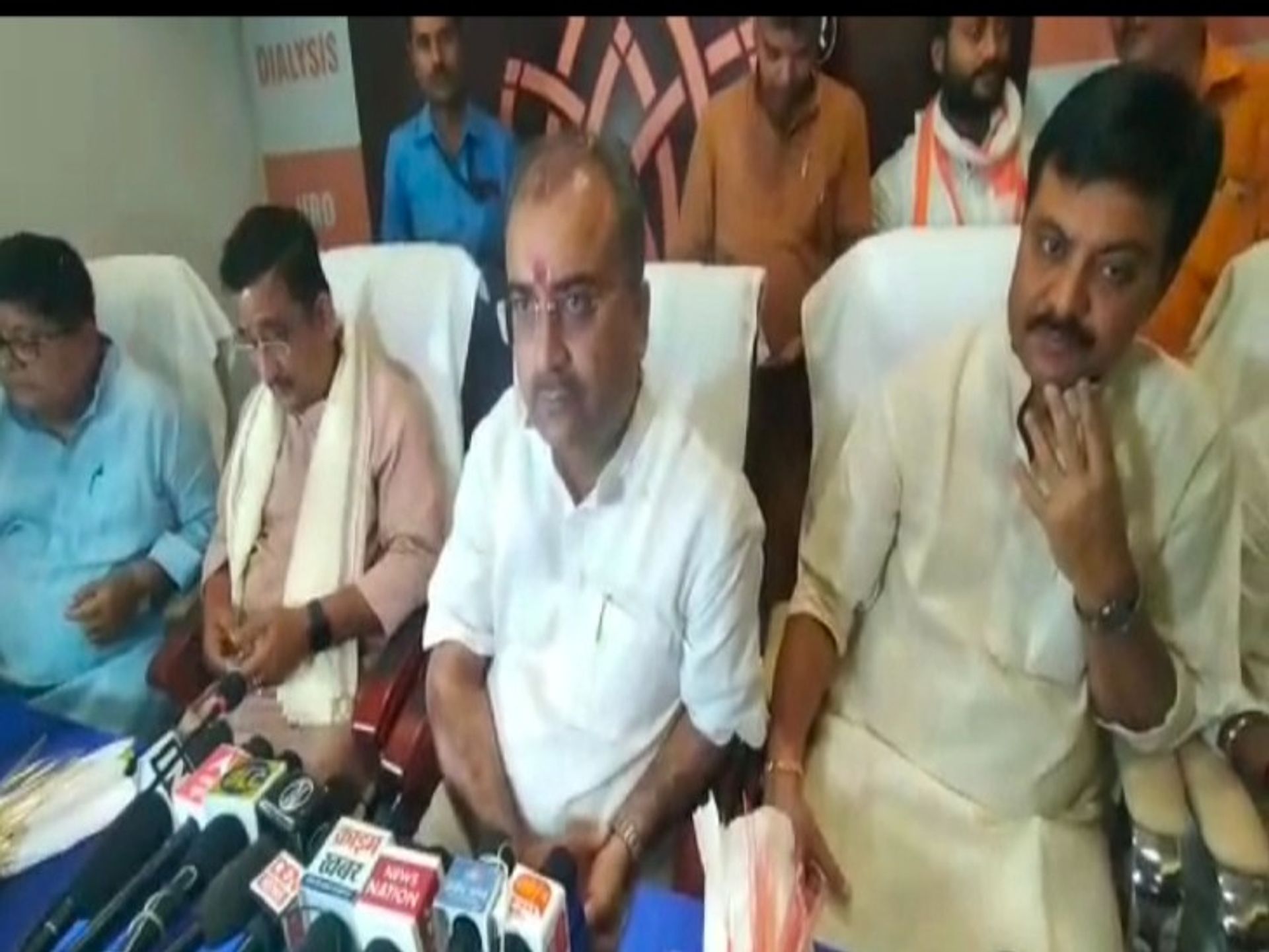 स्वास्थ्य मंत्री मंगल पांडेय बोले- देश भर में सिकुड़ती जा रही है, राजनैतिक  तौर पर नहीं बचा है महत्व | Health Minister Mangal Pandey said – It is  shrinking across the country,