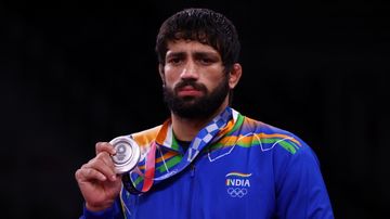 Ravi Dahiya Vs Zaur Uguev: Tokyo Olympics Wrestling Final Match ...