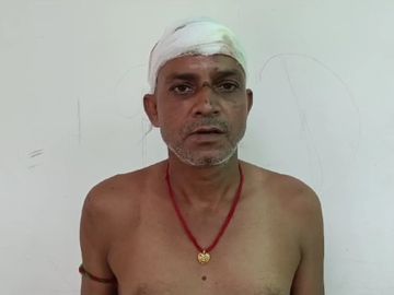 घायल का अस्पताल में इलाज चल रहा है। - Dainik Bhaskar