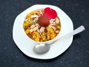 The combination of Diljani with Gulab Jamun becomes very delicious. - Dainik Bhaskar
